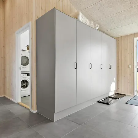 4 Bedroom Pet-friendly In Hébergement de vacances