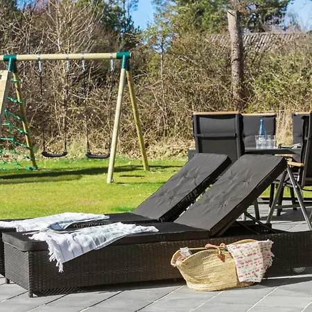 4 Bedroom Pet-friendly In *