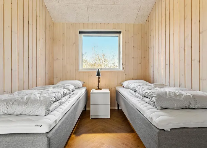 4 Bedroom Pet-friendly In