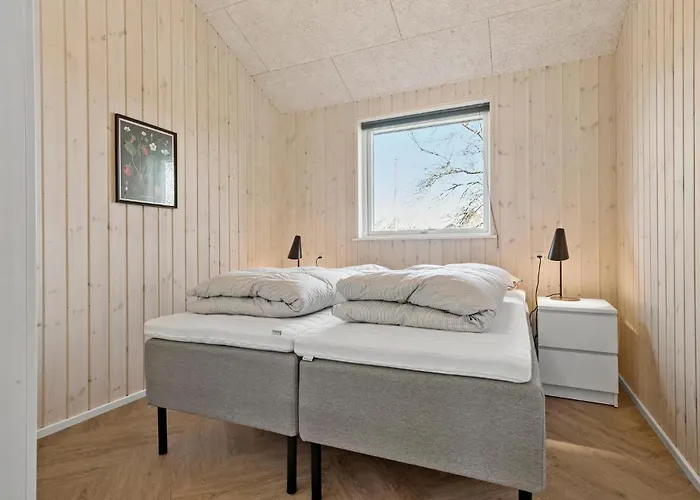 Semesterbostad 4 Bedroom Pet-friendly In